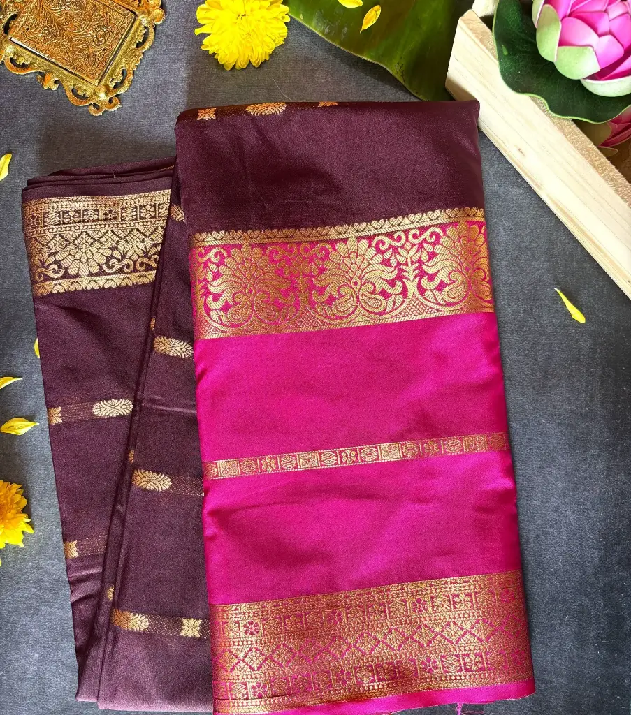 Dual-tone Crepe silk saree featuring a chocolate brown and pink combination