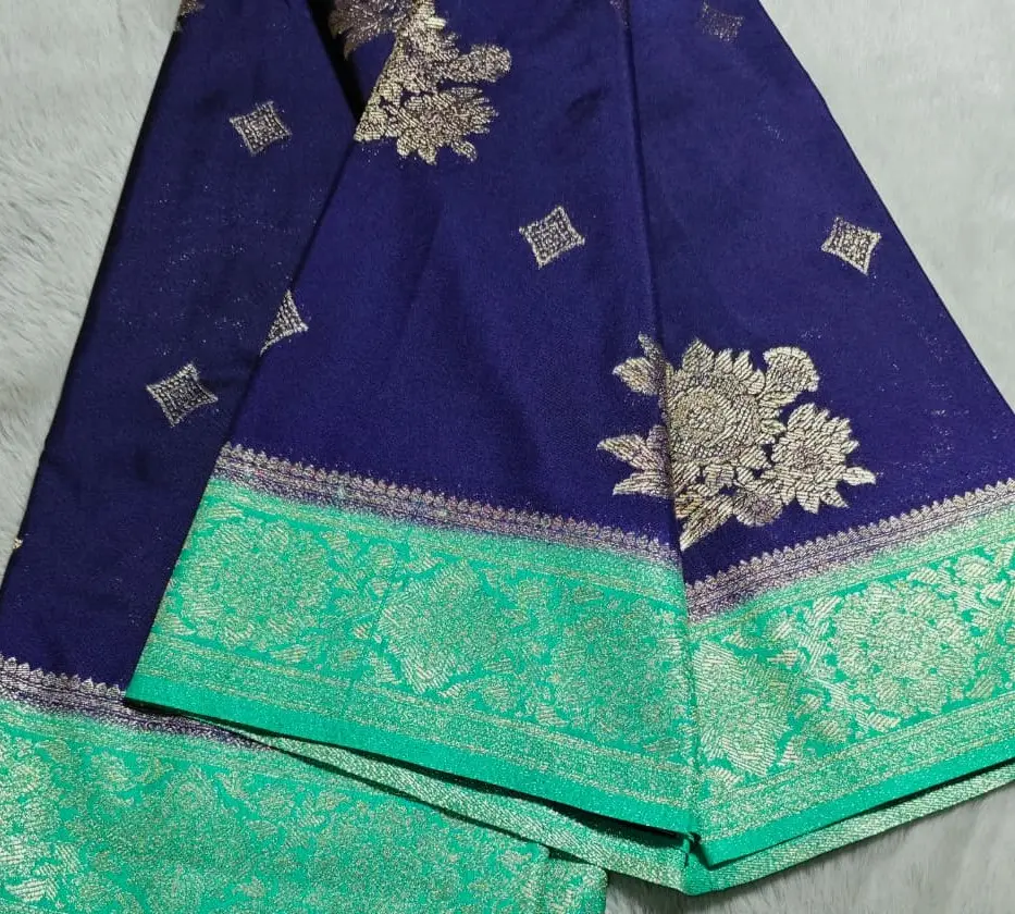 Elegant Navy Blue and Green georgette Saree